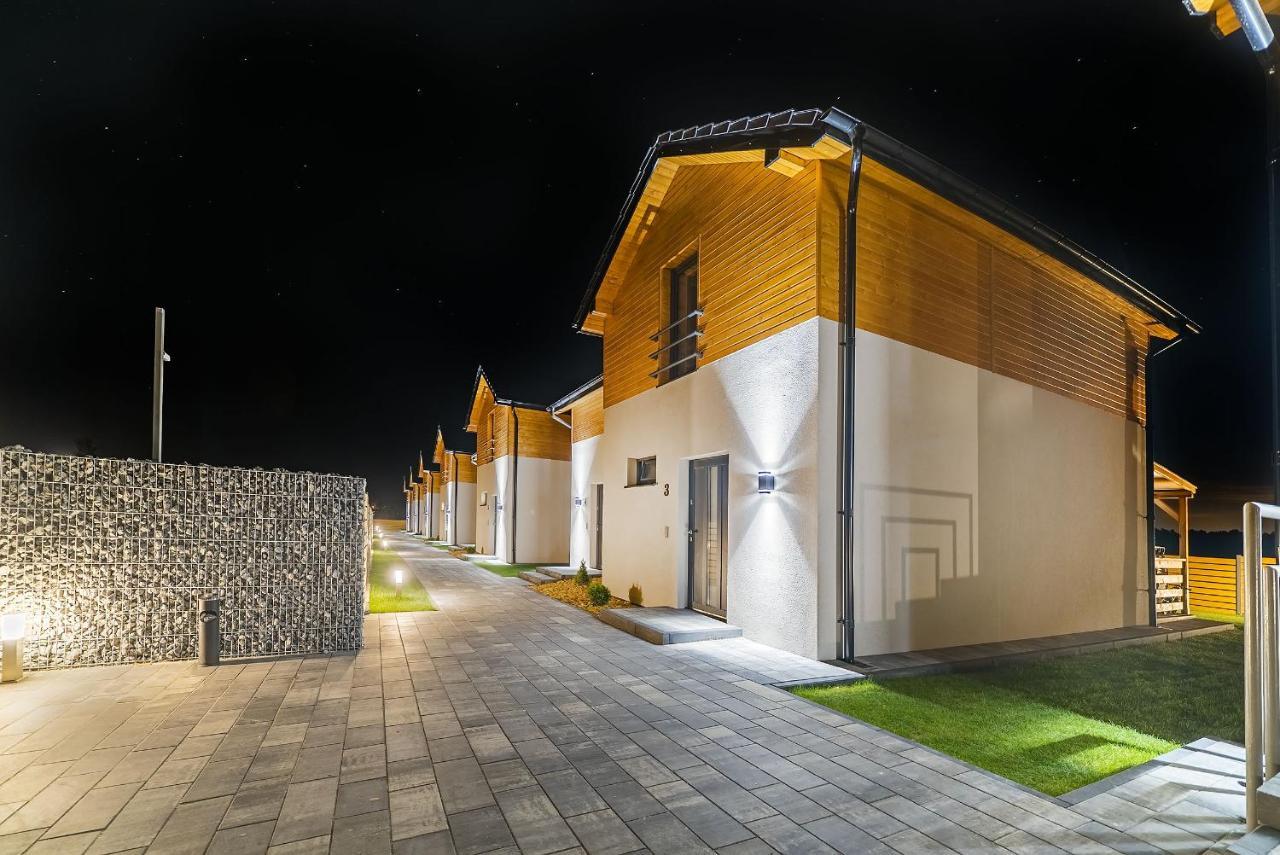 Domki Zlote Piaski Kryty Basen Sauna Jacuzzi Jastrzębia Góra Buitenkant foto