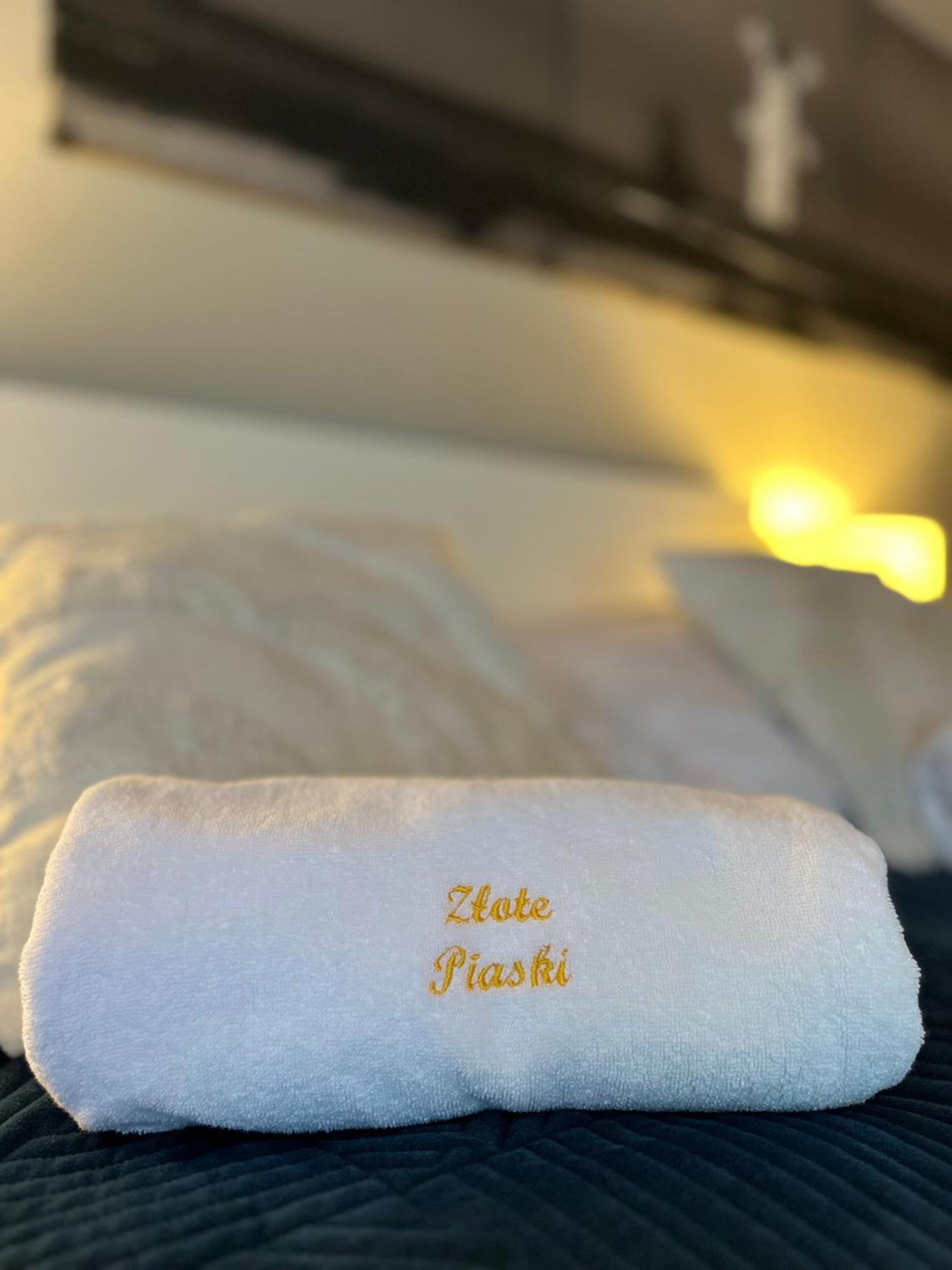 Domki Zlote Piaski Kryty Basen Sauna Jacuzzi Jastrzębia Góra Buitenkant foto