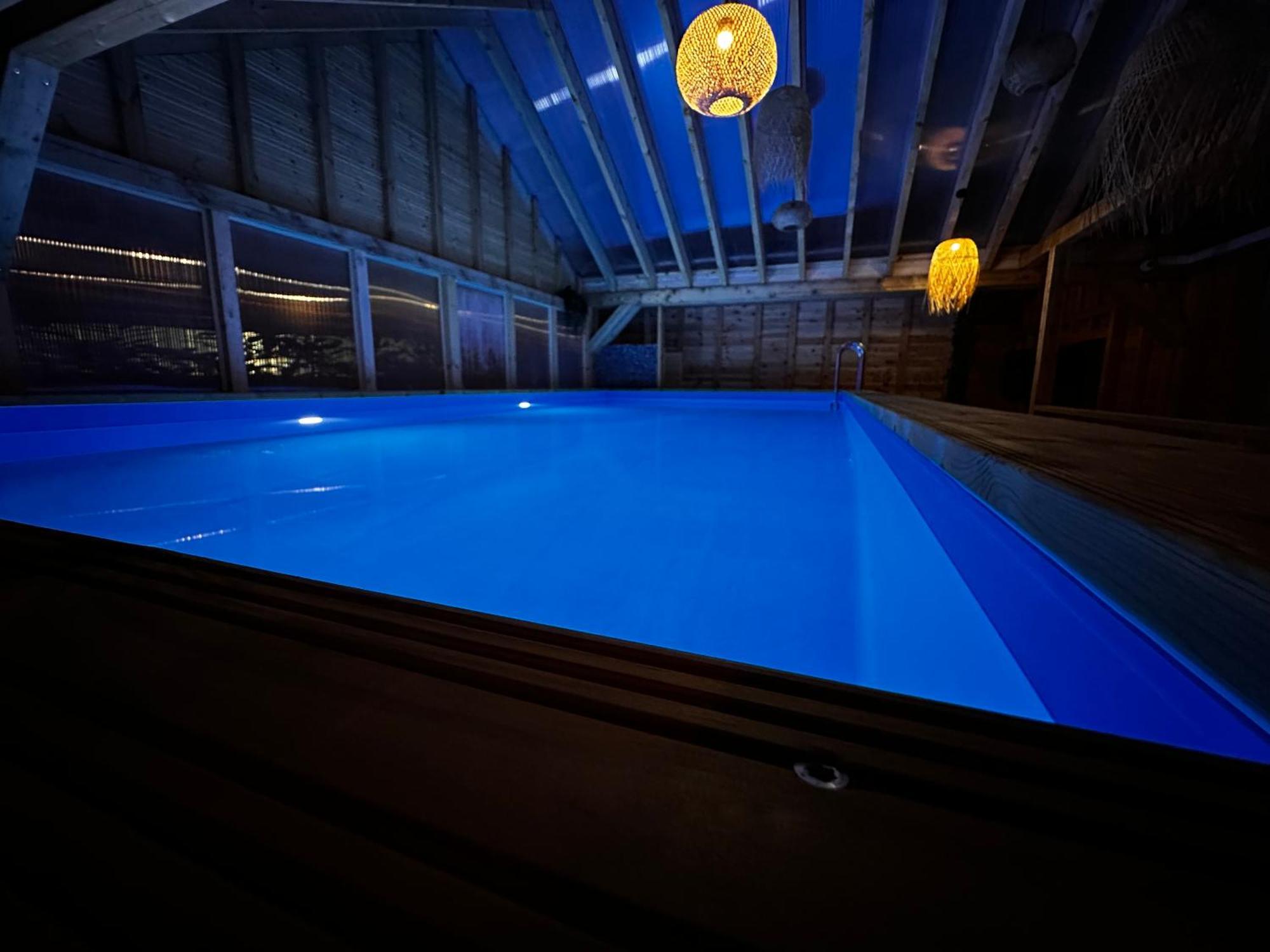 Domki Zlote Piaski Kryty Basen Sauna Jacuzzi Jastrzębia Góra Buitenkant foto