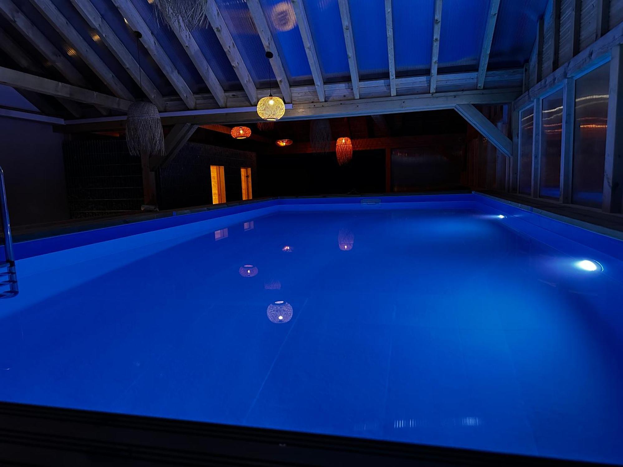 Domki Zlote Piaski Kryty Basen Sauna Jacuzzi Jastrzębia Góra Buitenkant foto