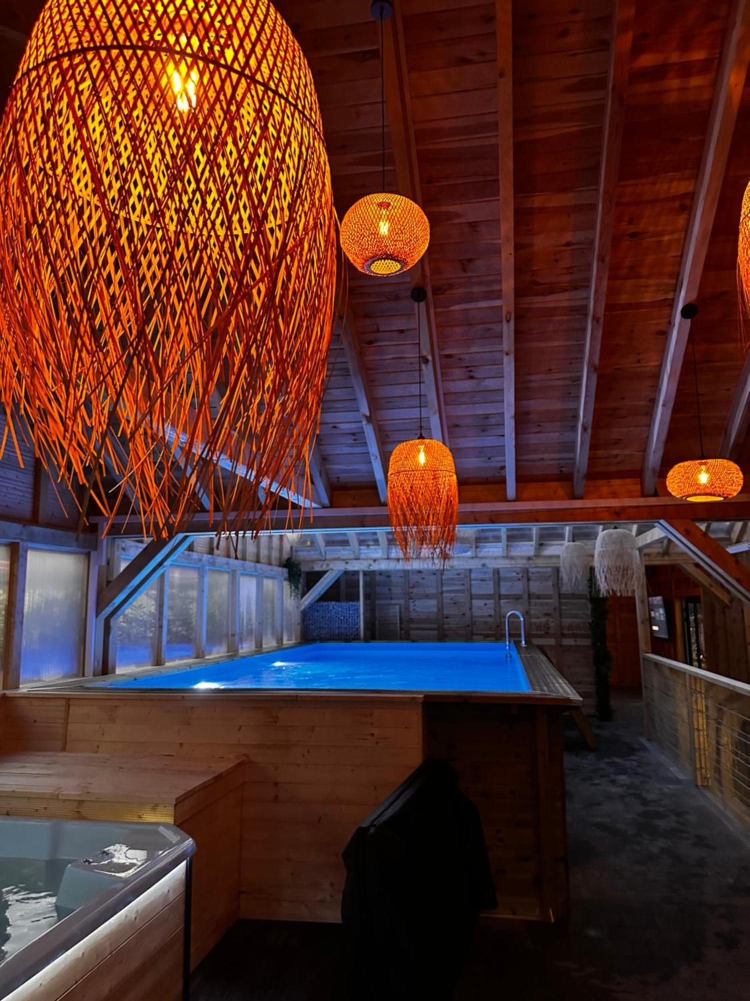 Domki Zlote Piaski Kryty Basen Sauna Jacuzzi Jastrzębia Góra Buitenkant foto